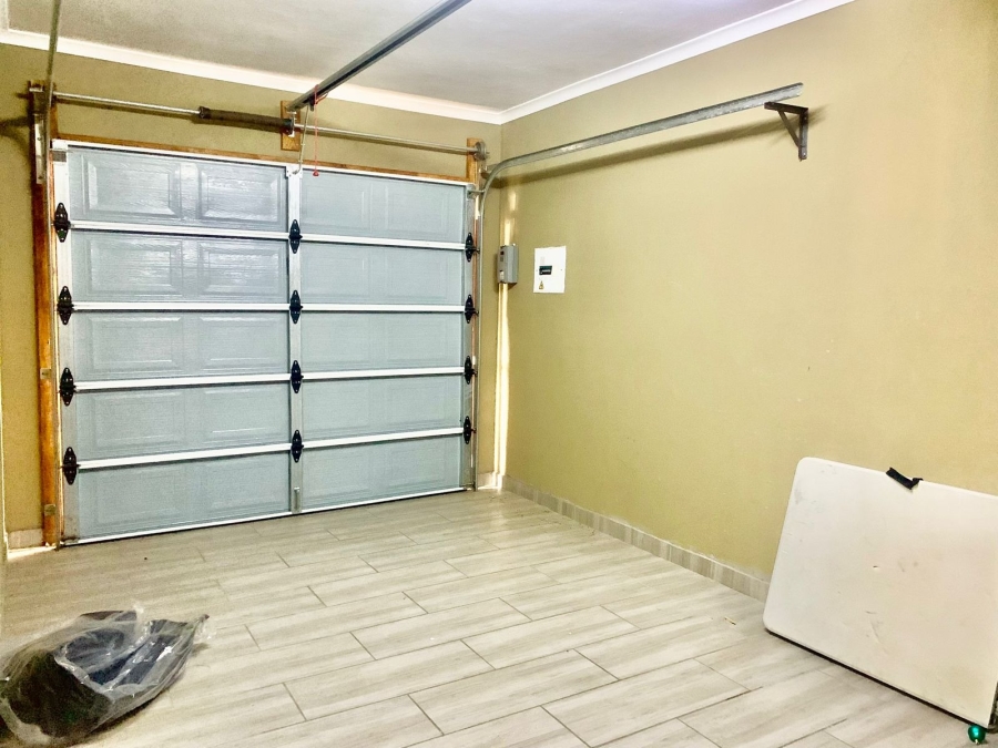 3 Bedroom Property for Sale in Waterval East North West